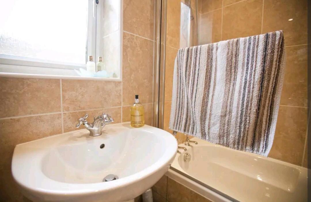 Cosy Little Home Just Outside York City Walls エクステリア 写真